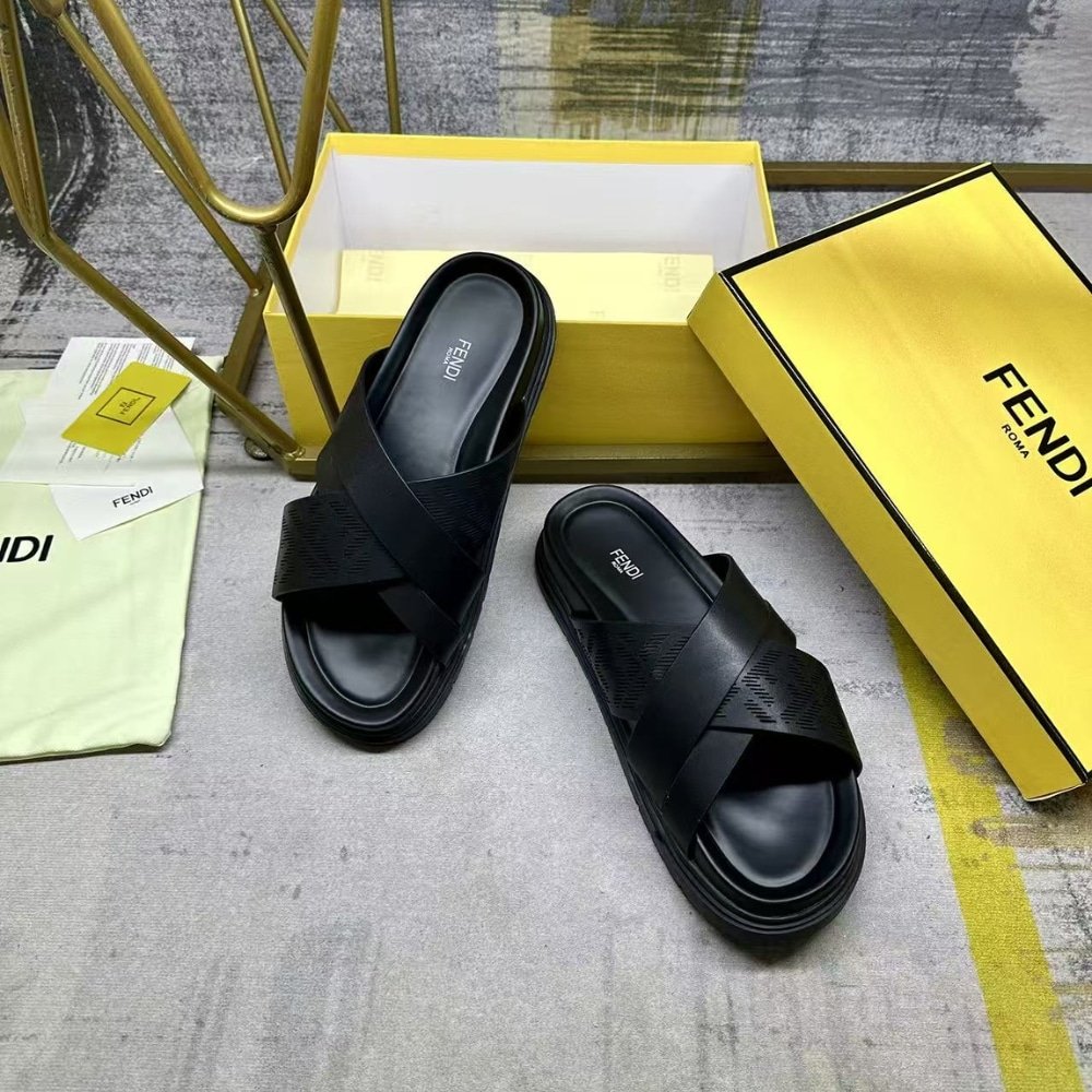 F**di Black Leather Slides 7X1770Aridf0Abb