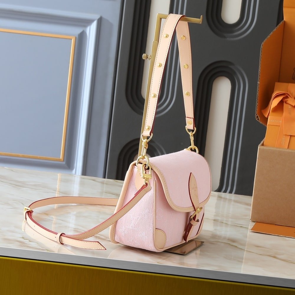 L0vis Vvtt0n Diane Washed Pink 24Cm