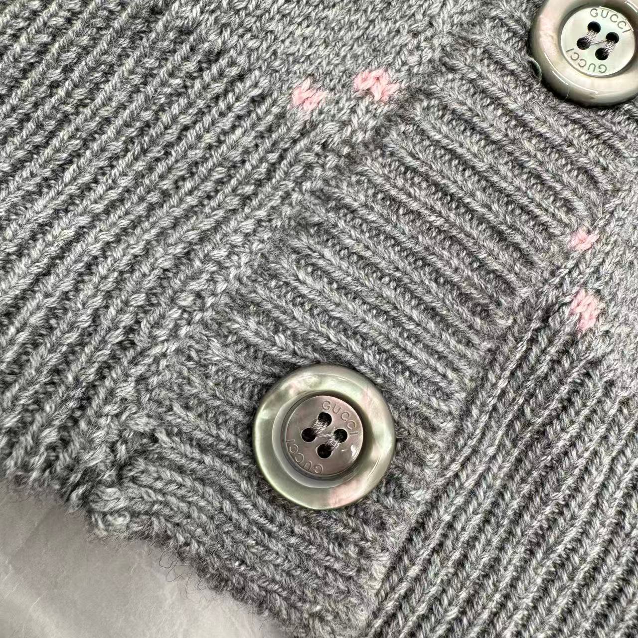 Gvc*1 Gg Monogram Knit Cardigan In Grey With Pink 772886 Xkb3V 1124