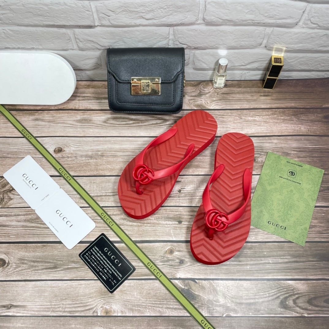 Gvc*1 Women’S Chevron Thong Sandal Hibiscus Red ‎‎Rubber 655463 J8710 6433