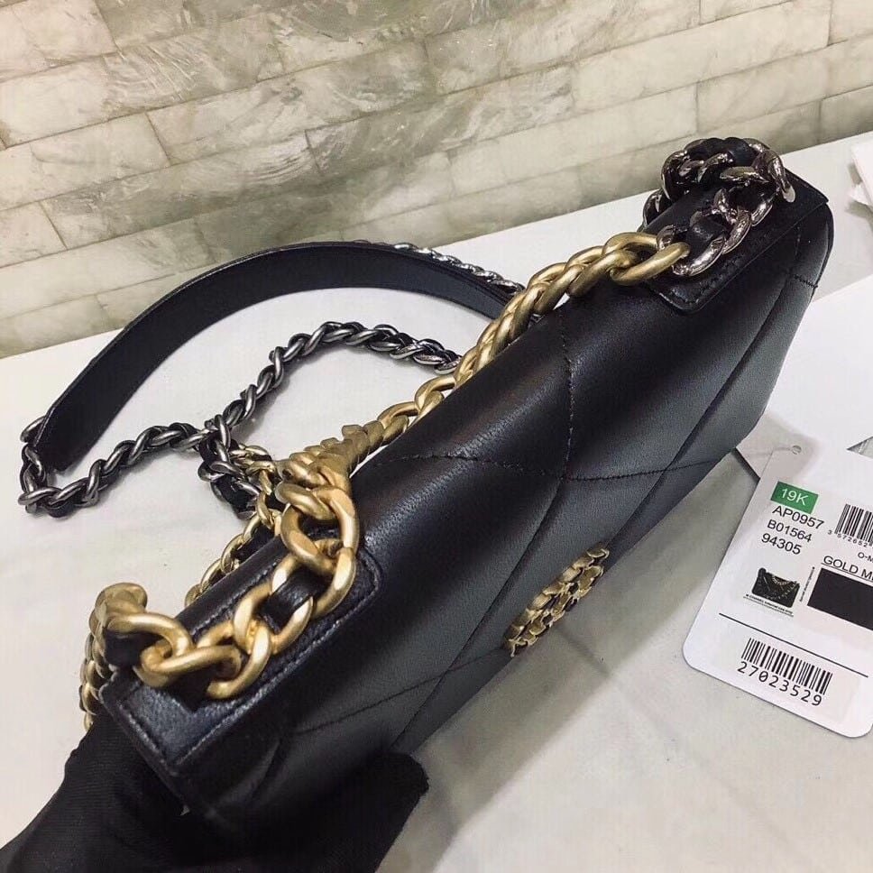 Ch**el 19 Wallet On Chain Bag Shiny Gold And Silver Tone Black 19Cm Ap3267 B04852 94305