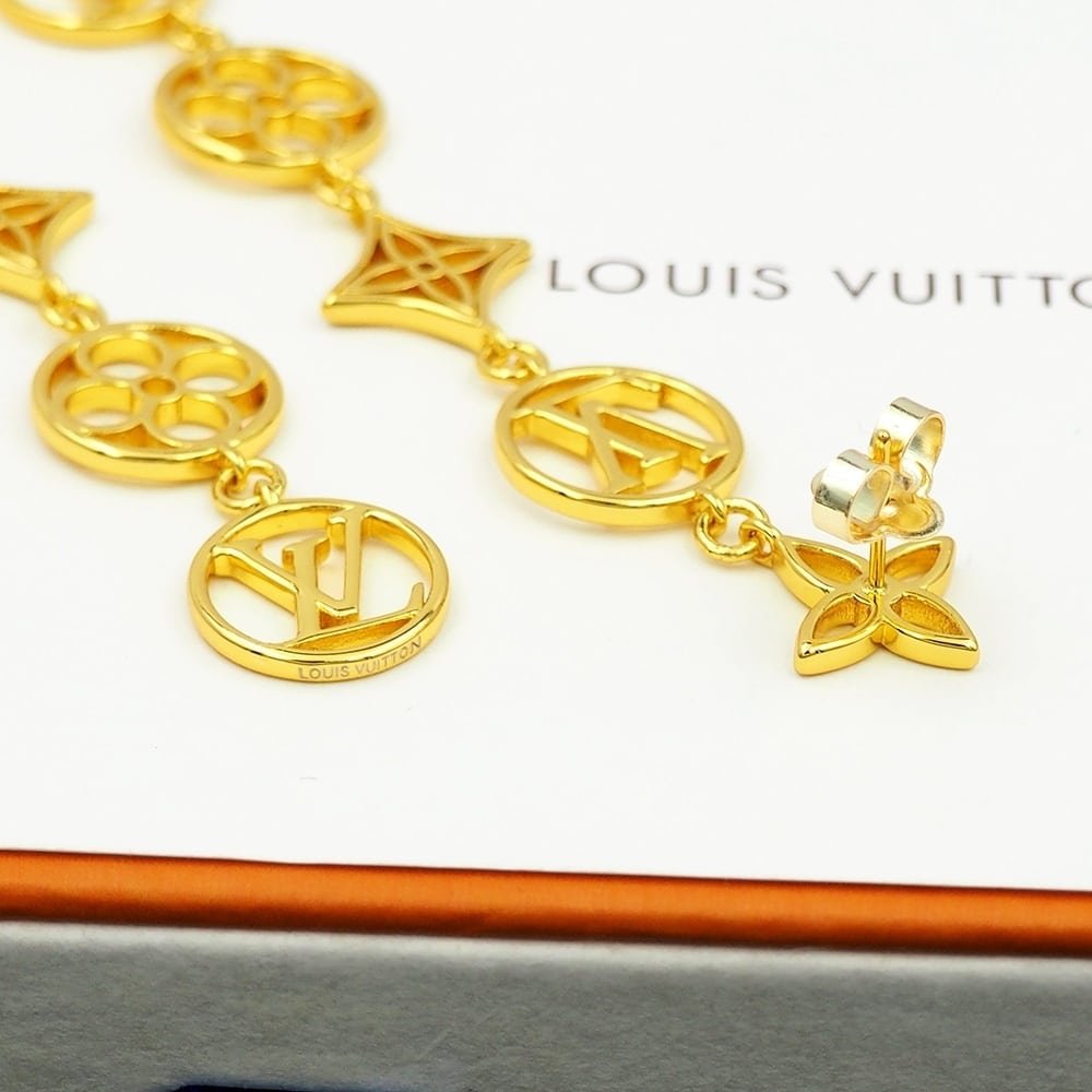 L0vis Vvtt0n Lv Lace Earrings Gold M01072
