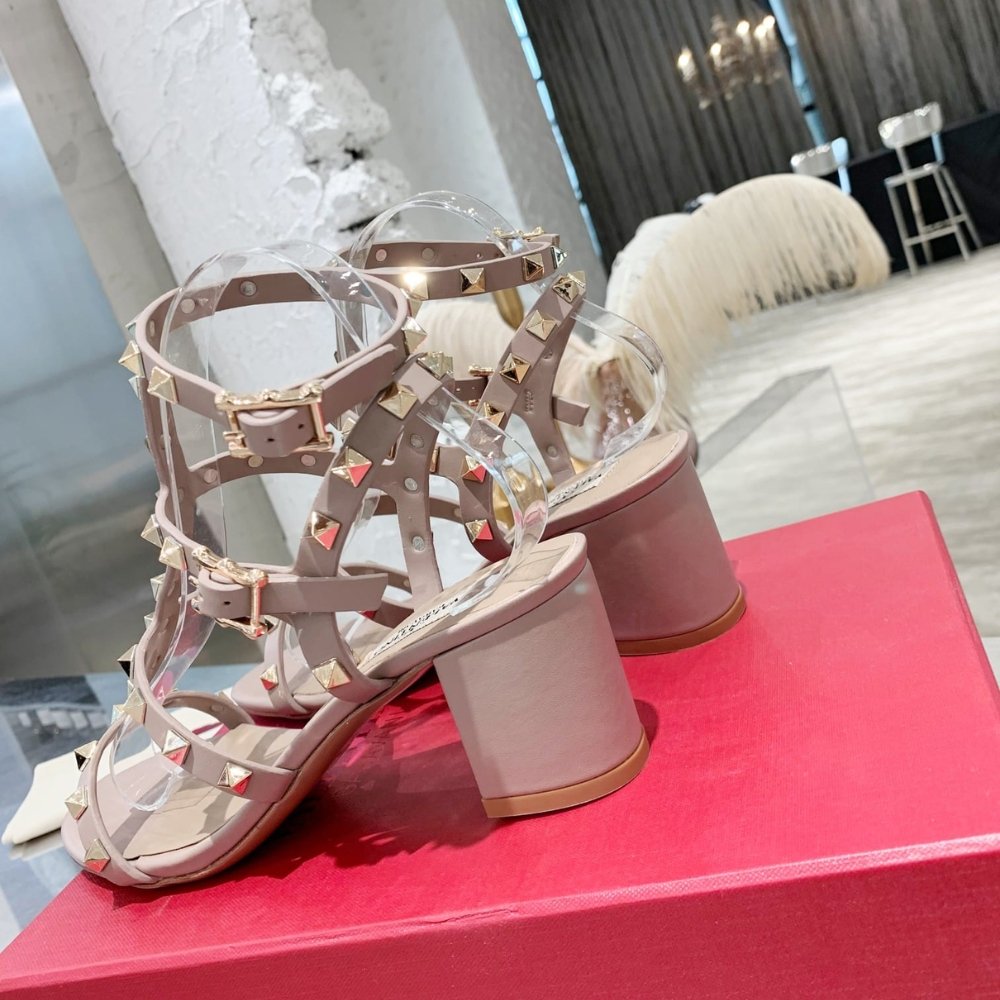 Va1e*ntin0 Garavani Rockstud Ankle Strap Sandal Beige 5W2S0491Vbp P45