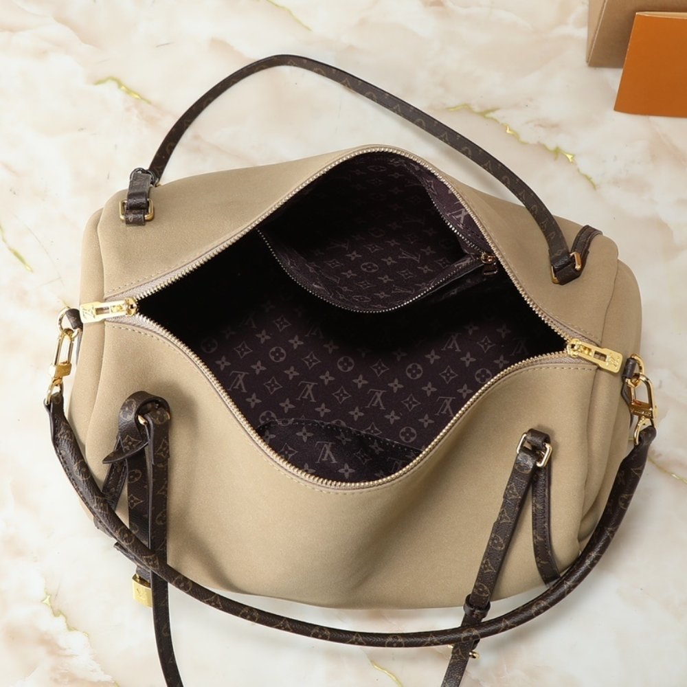 L0vis Vvtt0n Express MM Hazelnut 36Cm M26358