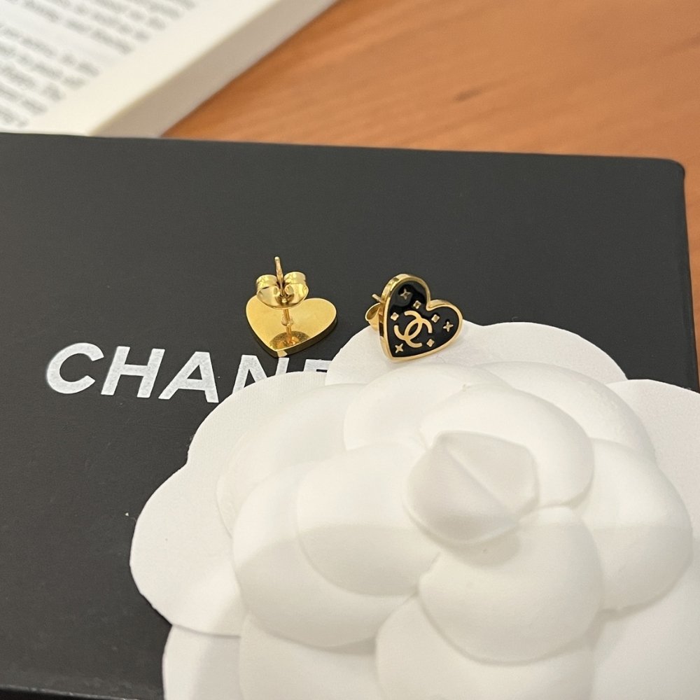Ch**el Metal Enamel Cc Heart Earrings Gold Black