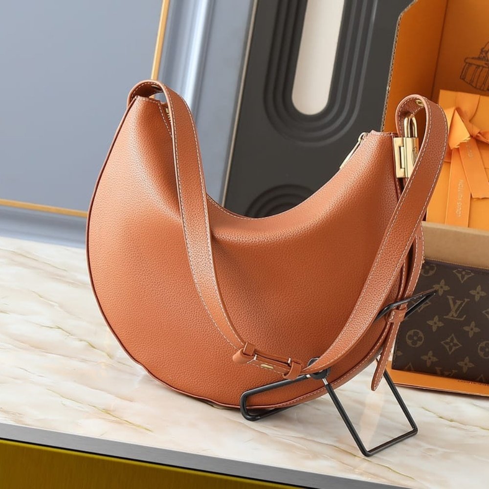 L0vis Vvtt0n Low Key Cookie MM Cognac 32Cm M14642