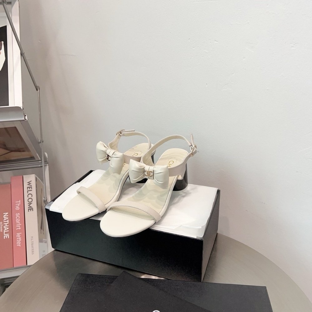 Ch**el Sandals White G46192 B18985 Naccu