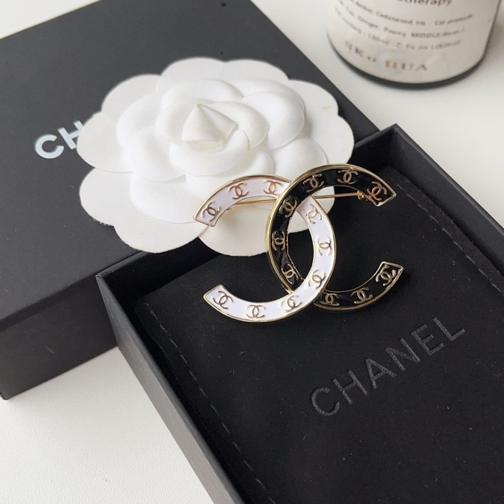 Ch**el Cc Brooch Black And White