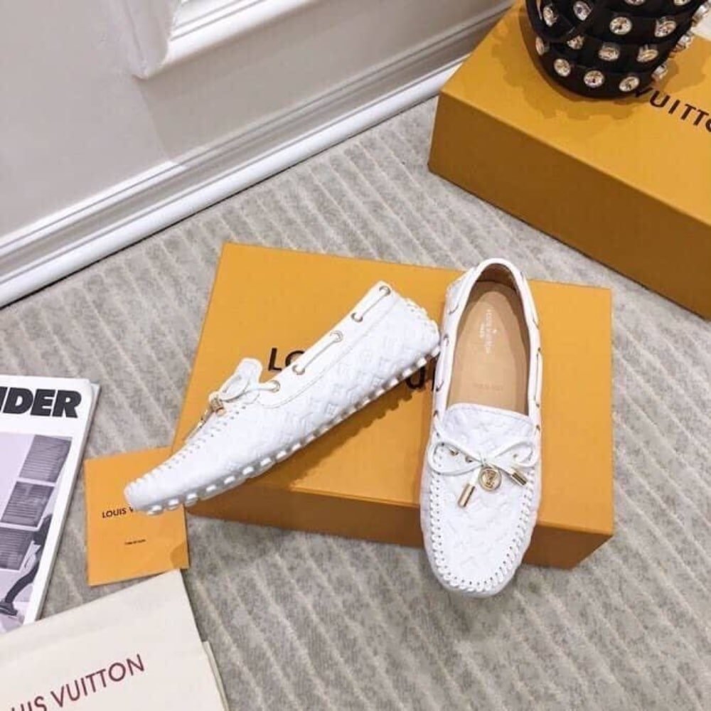 L0vis Vvtt0n White Monogram Empreinte Leather Gloria Loafers