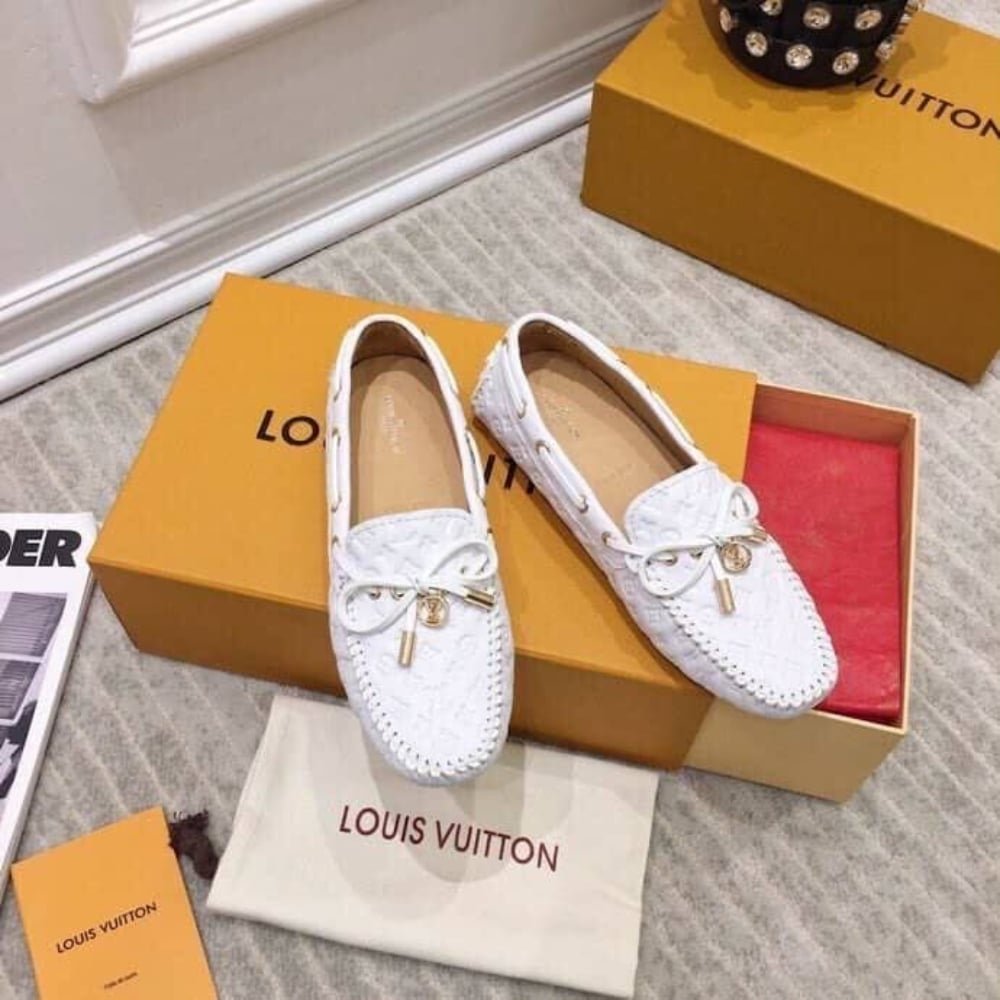 L0vis Vvtt0n White Monogram Empreinte Leather Gloria Loafers