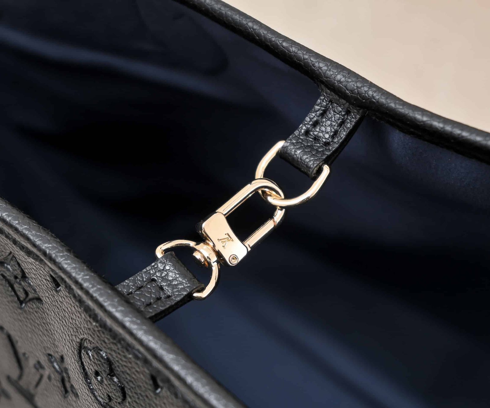 L0vis Vvtt0n Neverfull Mm Monogram Empreinte Leather Black 31Cm