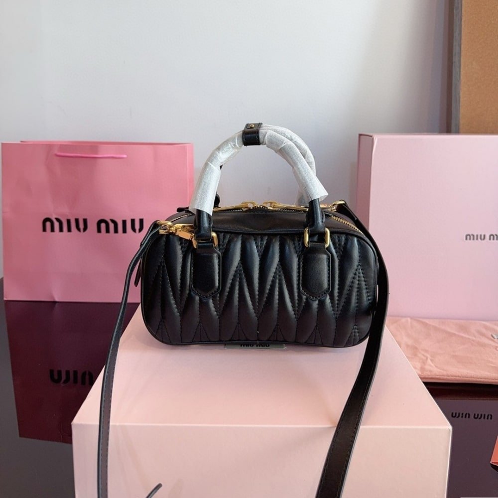 M1um1u Arcadie Matelassé Nappa Bag Black 22Cm 5Bb142 N88 F0002 V Oon