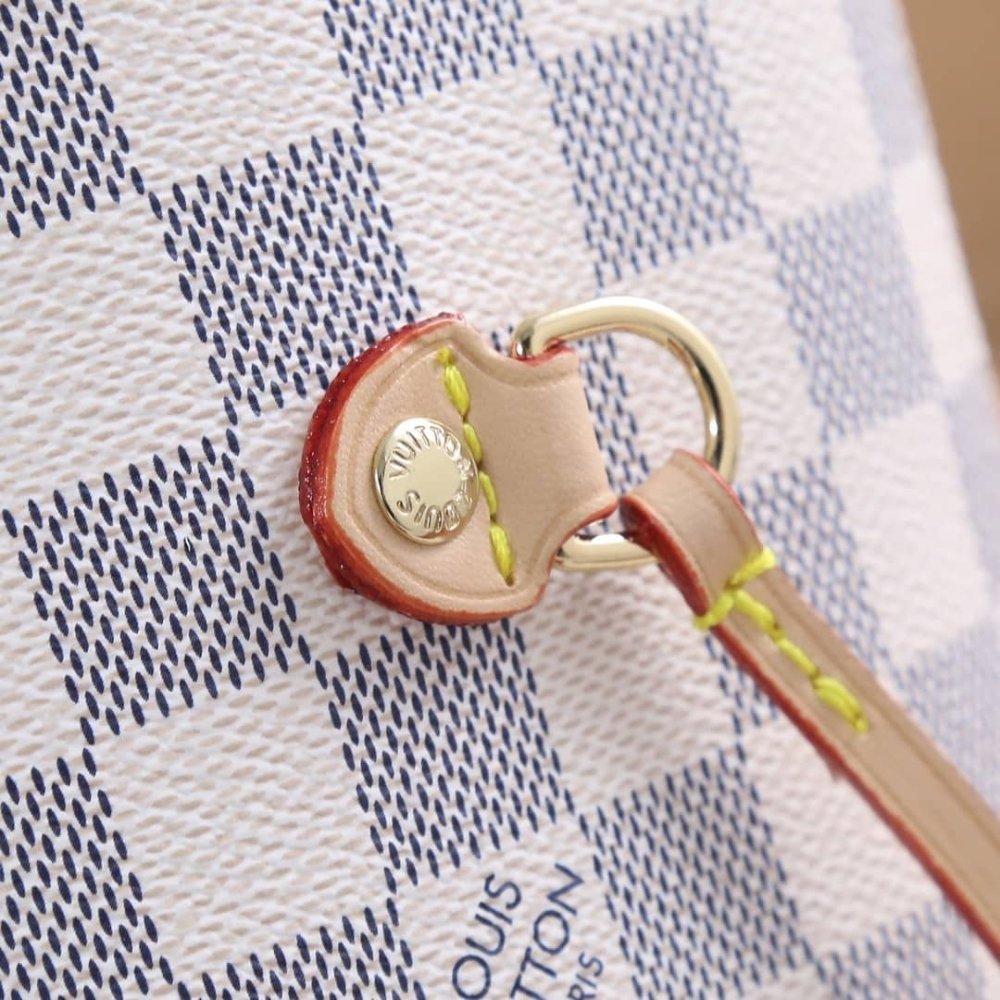 L0vis Vvtt0n Neverfull MM Damier Azur Beige 31Cm N40604