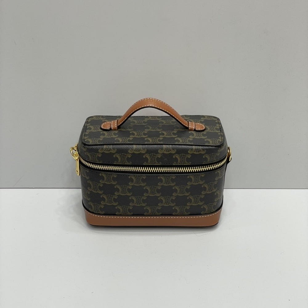 Ce1i*e Vanity In Triomphe Canvas Tan 18Cm 119462Bzj 04Lu