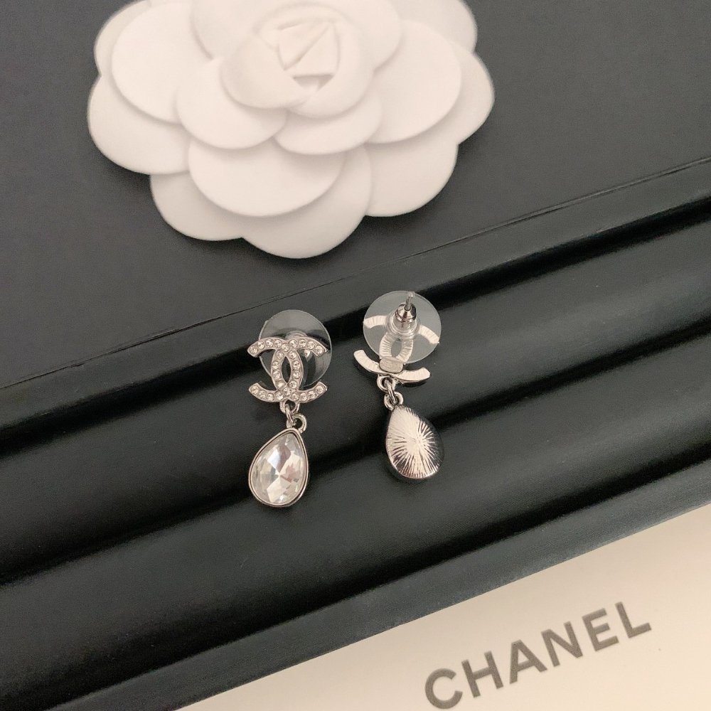 Ch**el Cc Earrings Metal Silver Ab7112 B06756 Nf456