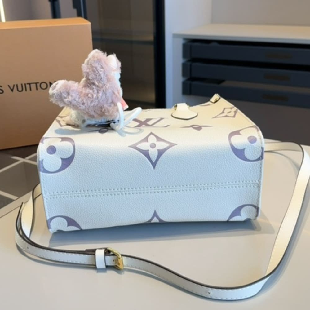 L0vis Vvtt0n Onthego PM Dove White 25Cm