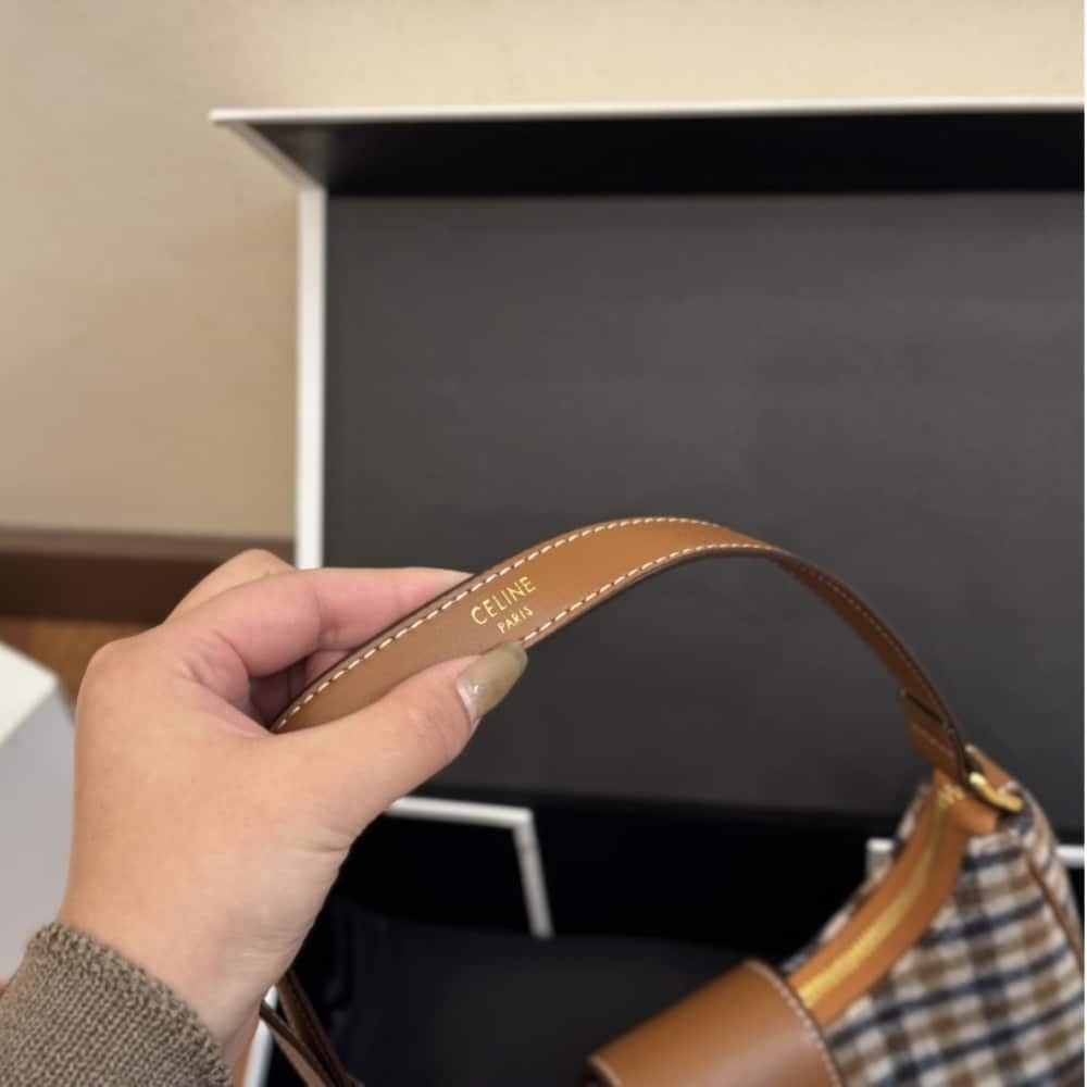 Ce1i*e Ava Triomphe Bag In Tartan Textile And Calfskin Medium 24Cm 114492Fyd 14Ml