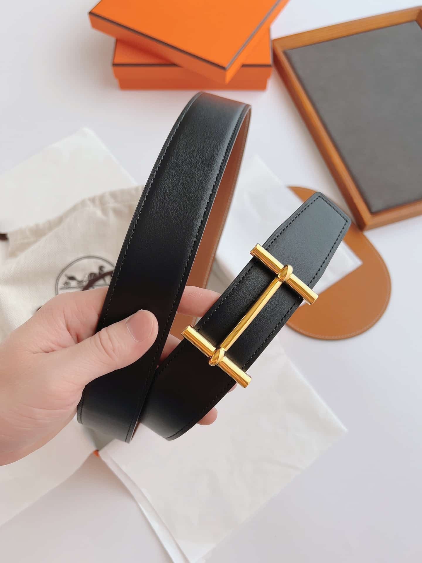 H**me5 Leather Belt Gold Buckle Black 38Mm