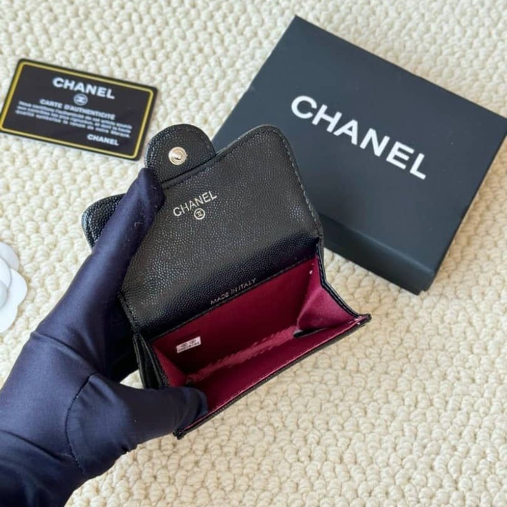 Ch**el Classic Card Holder Grain Leather Black With Silver Hardware 11Cm Ap0214 Y01588 C3906