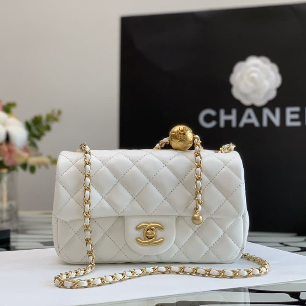 Ch**el Mini Flap Bag With Pearls White 20Cm As1787 B02916 10601