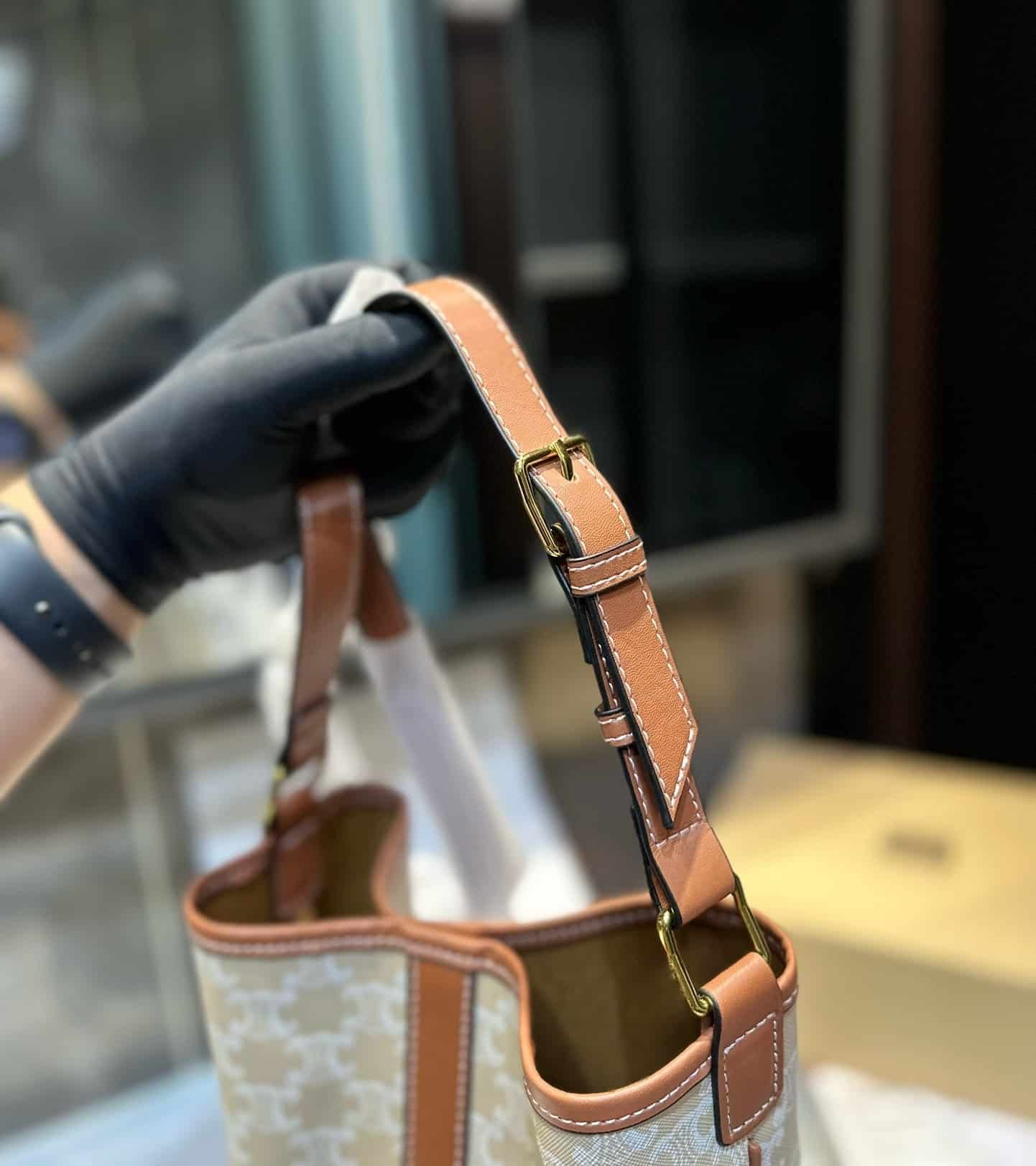 Ce1i*e Small Bucket Cuir Triomphe In Triomphe Canvas Grege 22Cm 191442Flc 02Gr