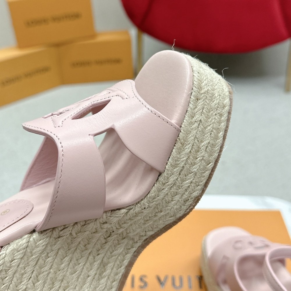 L0vis Vvtt0n Lv Isola Wedge Sandal Rose 1Agyi1