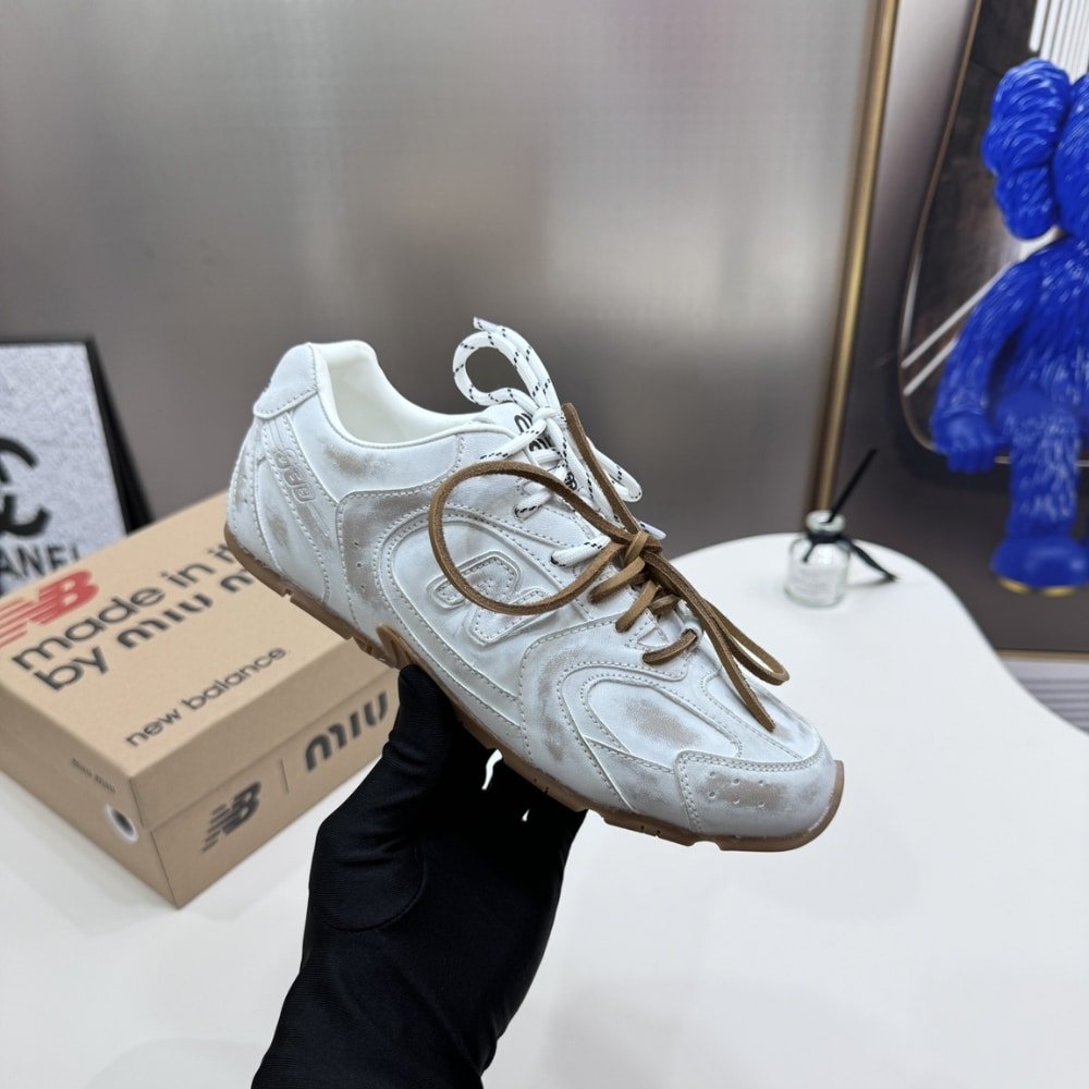 Miu Miu X New Balance 530 Sl Leather Sneaker White And Brown 5E165E 3F33 F0009 F D005