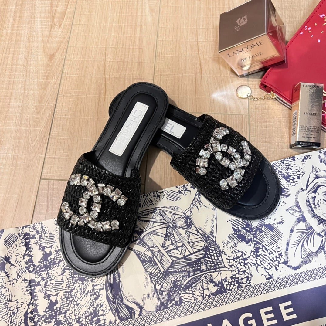 Ch**el Coco Mark 23Ss Straw And Leather Sandals