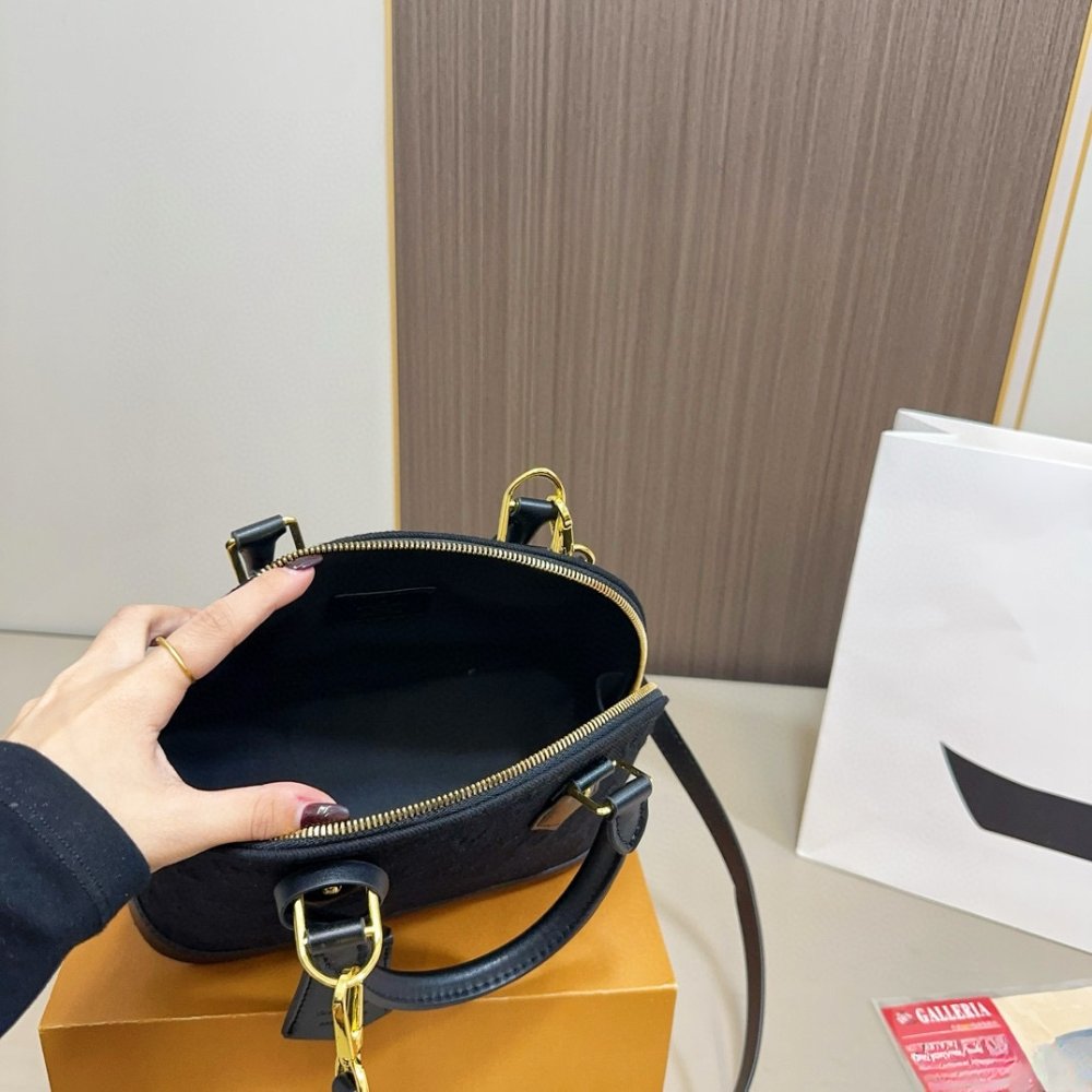 L0vis Vvtt0n Alma Denim Black 24Cm