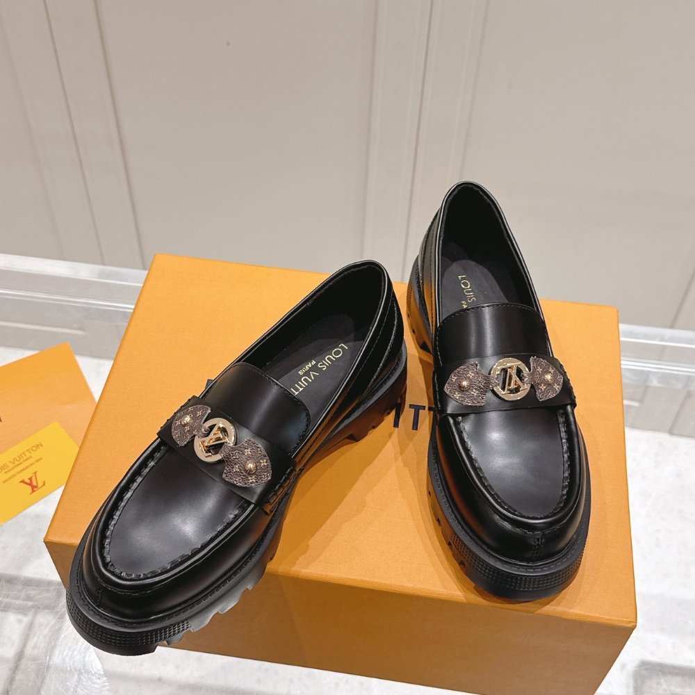 L0vis Vvtt0n District Flat Loafer Black 1Aibyh