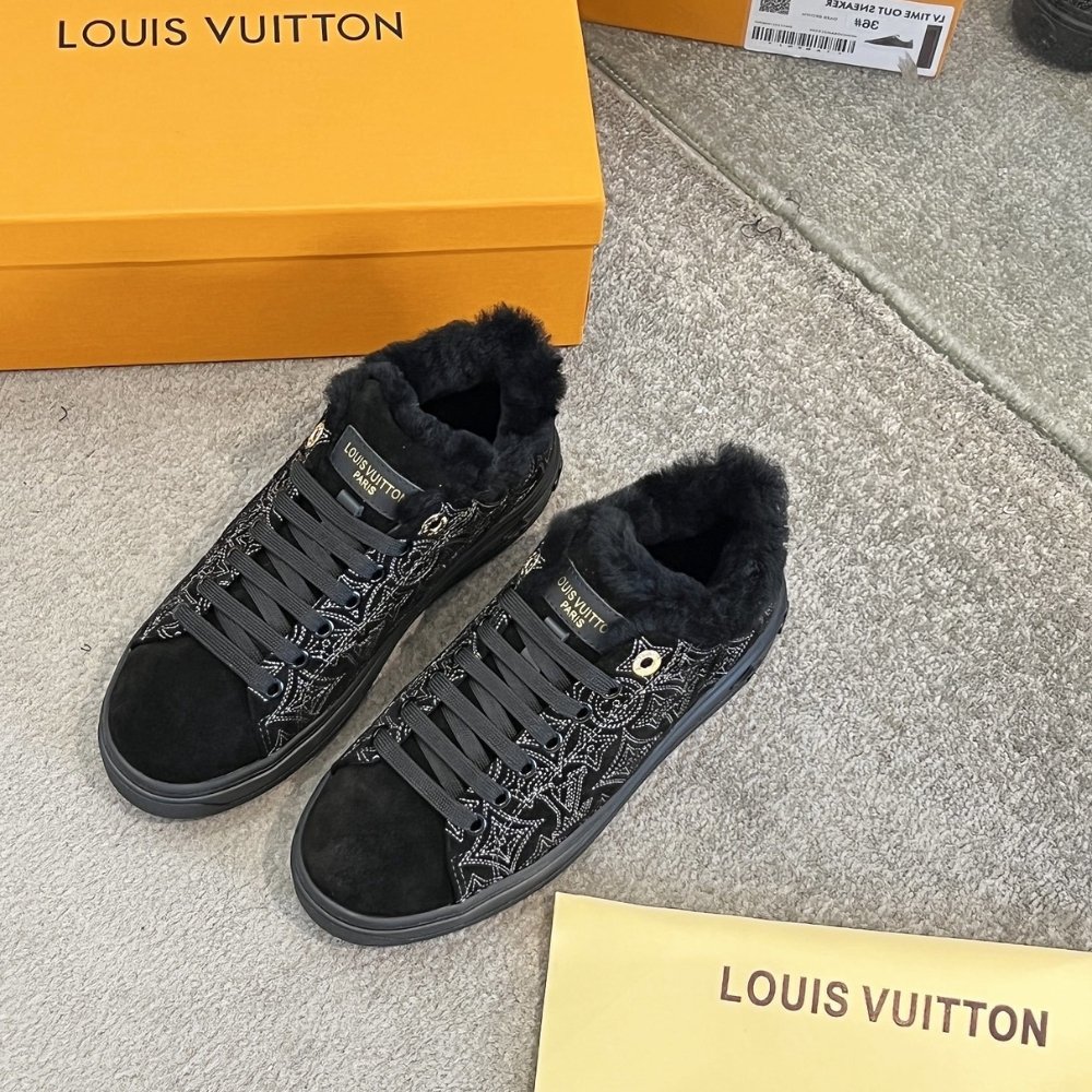 L0vis Vvtt0n Time Out Trainers Black 1Aidhw