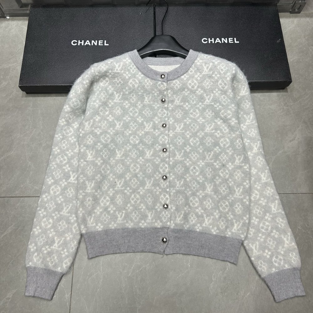 L0vis Vvtt0n Monogram Brushed Knit Cardigan Grey 1Ajfs4