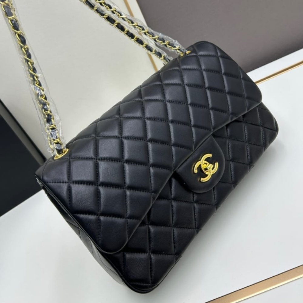 Ch**el Classic 11.12 Gold Tone Metal Black 30Cm