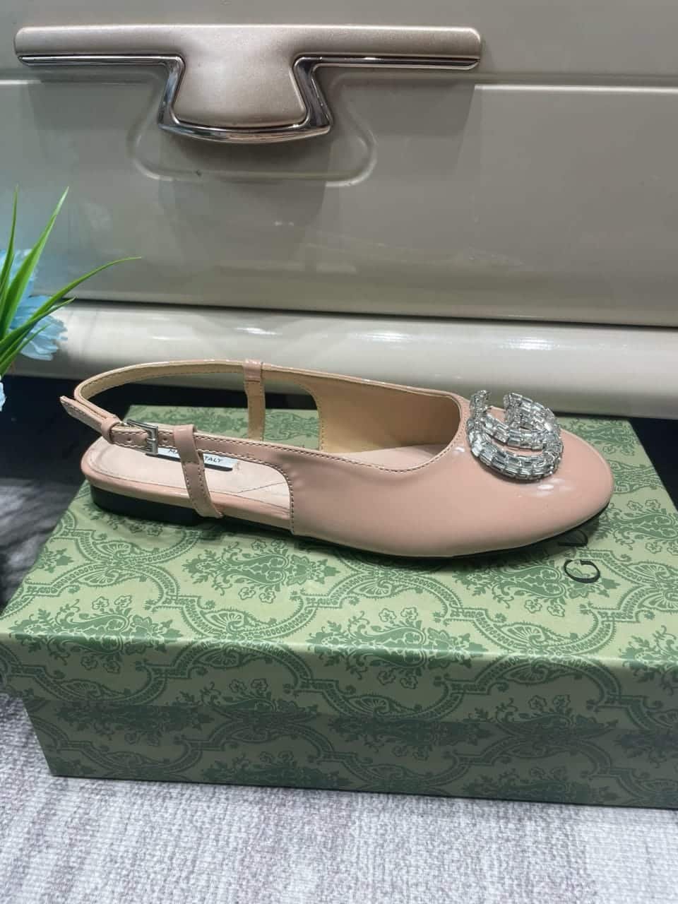 Gvc*1 Logo Embellished Slingback Flats Light Pink
