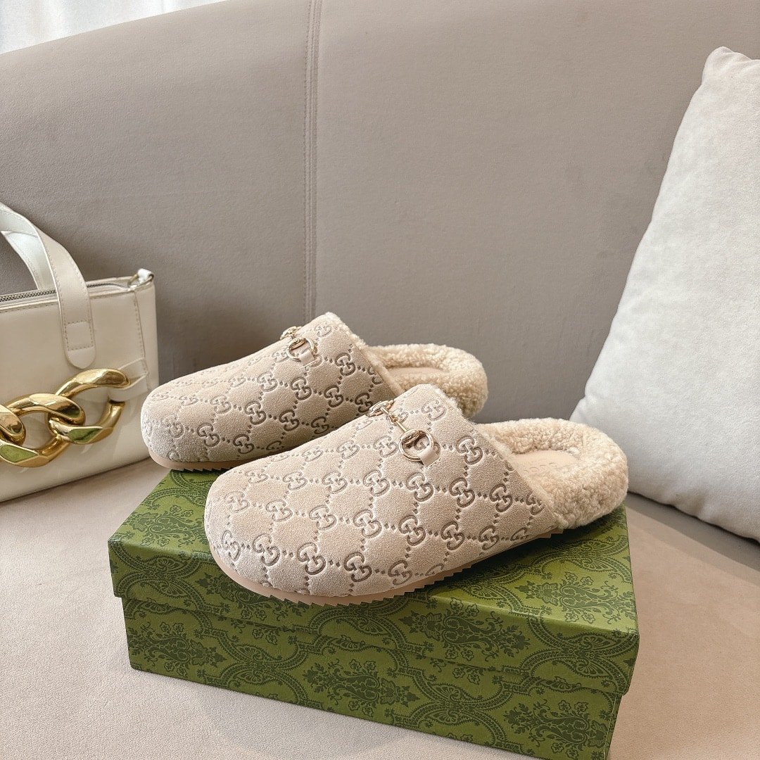 Gvc*1 Women’s Mule With Horsebit Gg Suede Natural