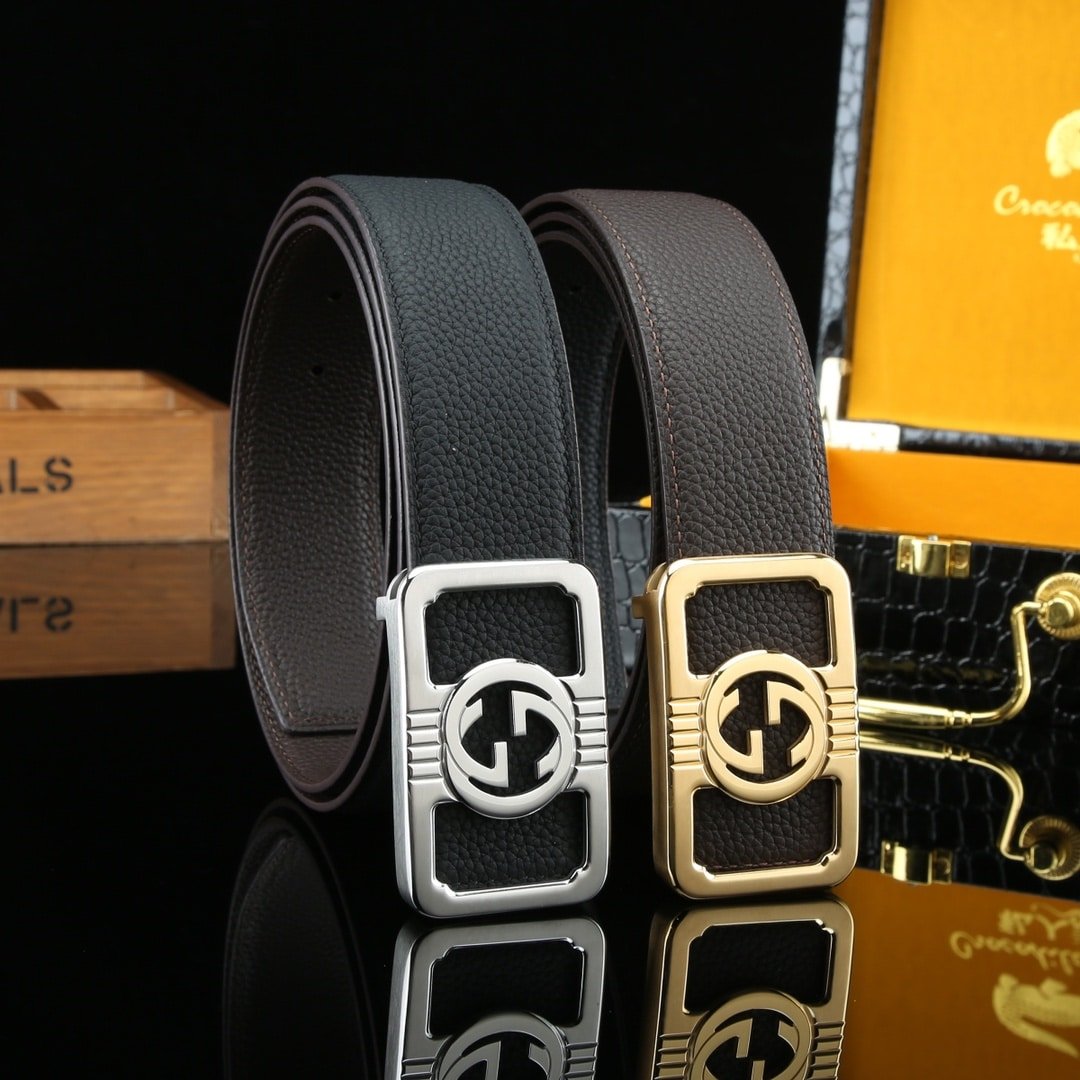 Gvc*1 Cowhide Double G Buckle Belt Gold Tone Hardware In Black