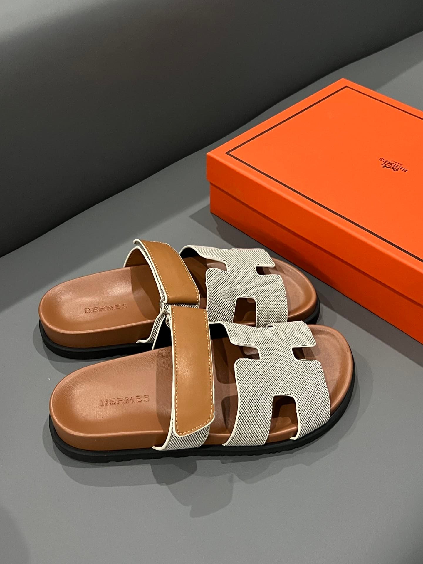 H**me5 Chypre Sandal Prunoir Canvas Natural