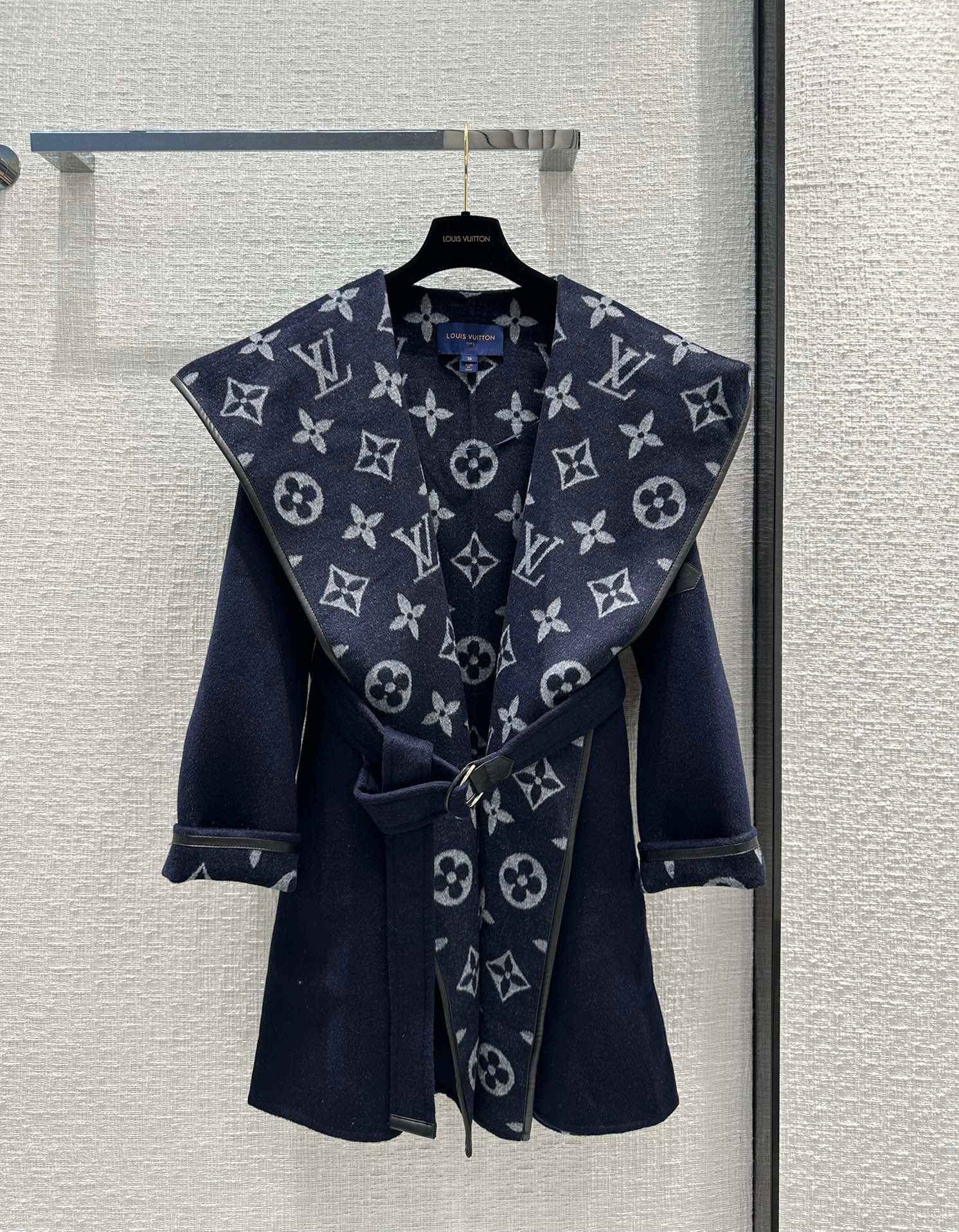 L0vis Vvtt0n Classic Monogram Wool Blue Coats