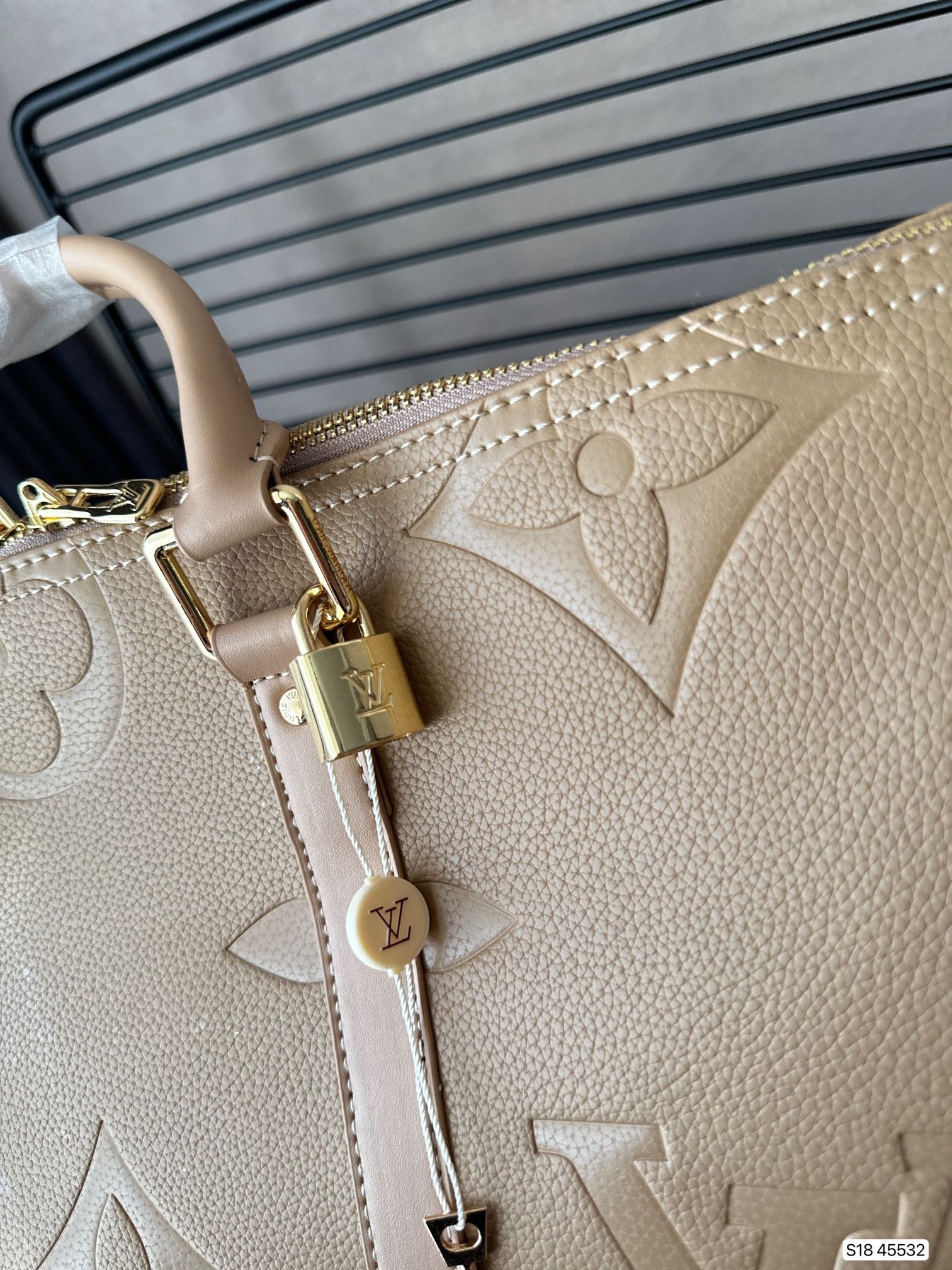 L0vis Vvtt0n Keepall Beige 50Cm M46114