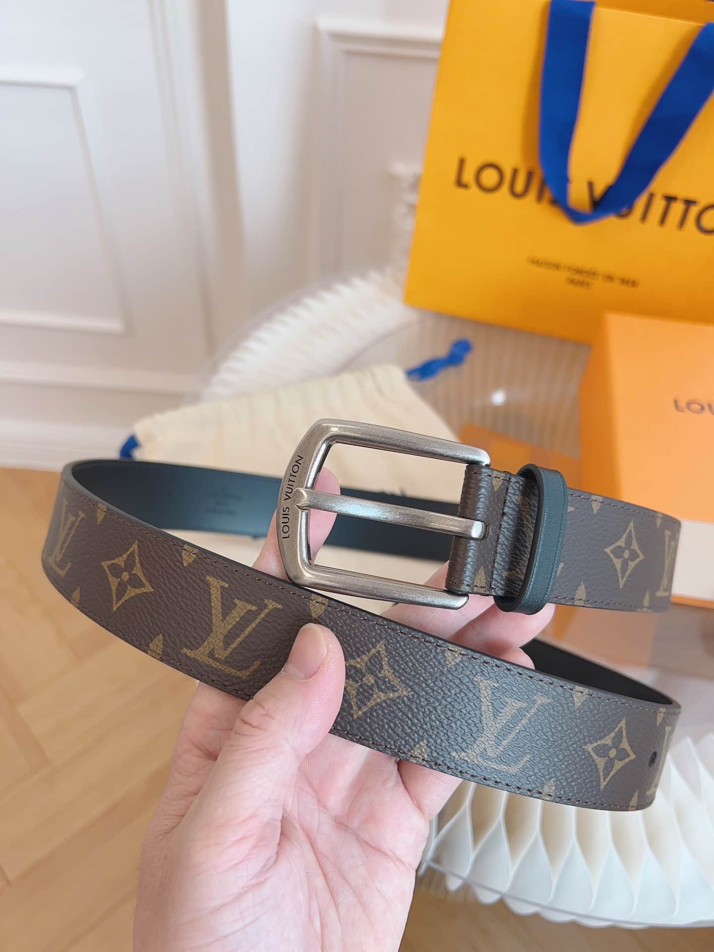 L0vis Vvtt0n Belt Monogram Leather Brown Silver Hardware 35Mm