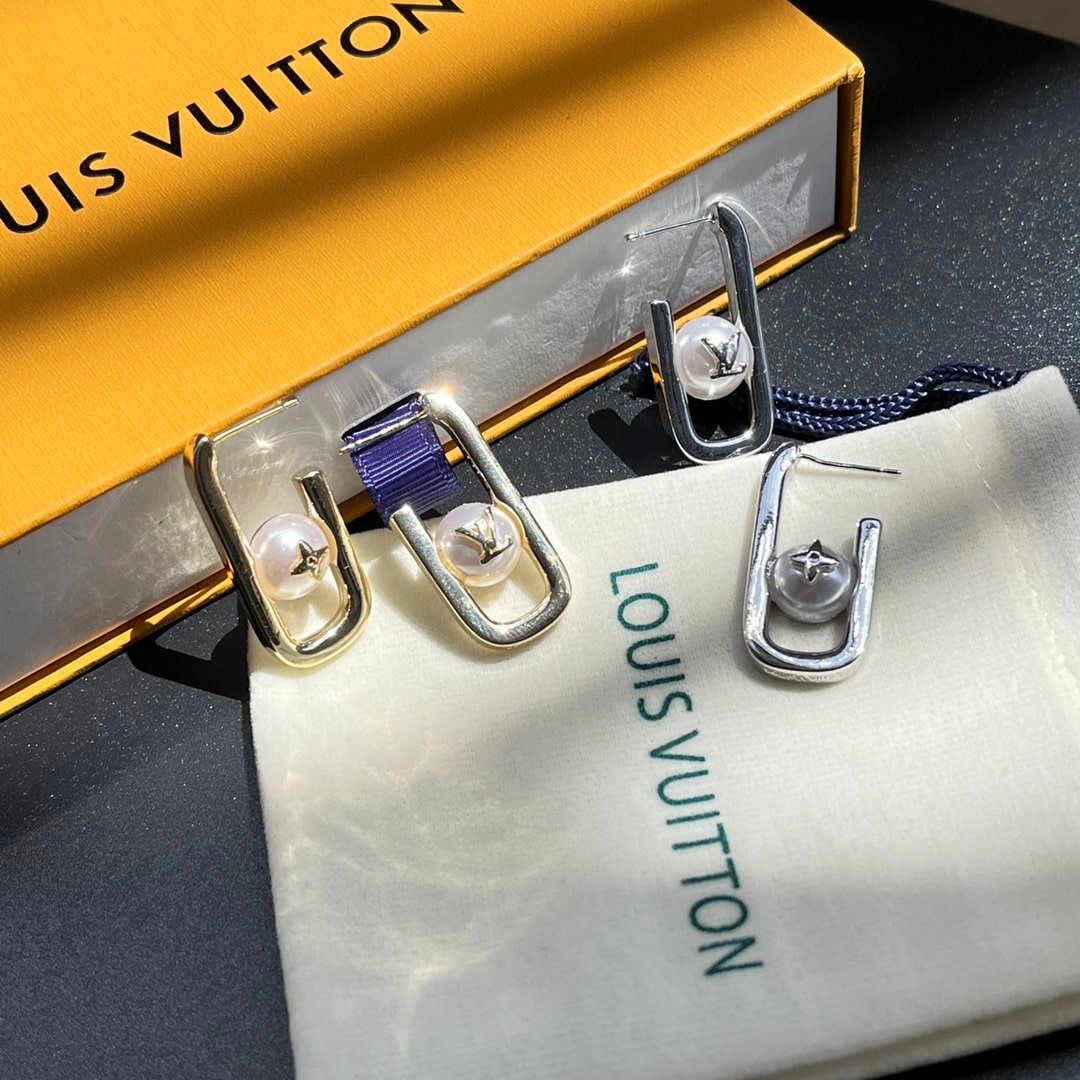 L0vis Vvtt0n My Lv Chain Pearls Earrings Gold M01451