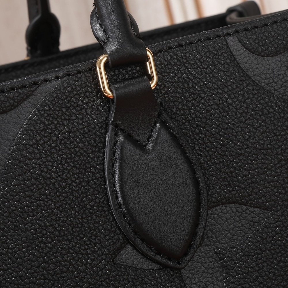 L0vis Vvtt0n Onthego MM Monogram Empreinte Black 35Cm M45595