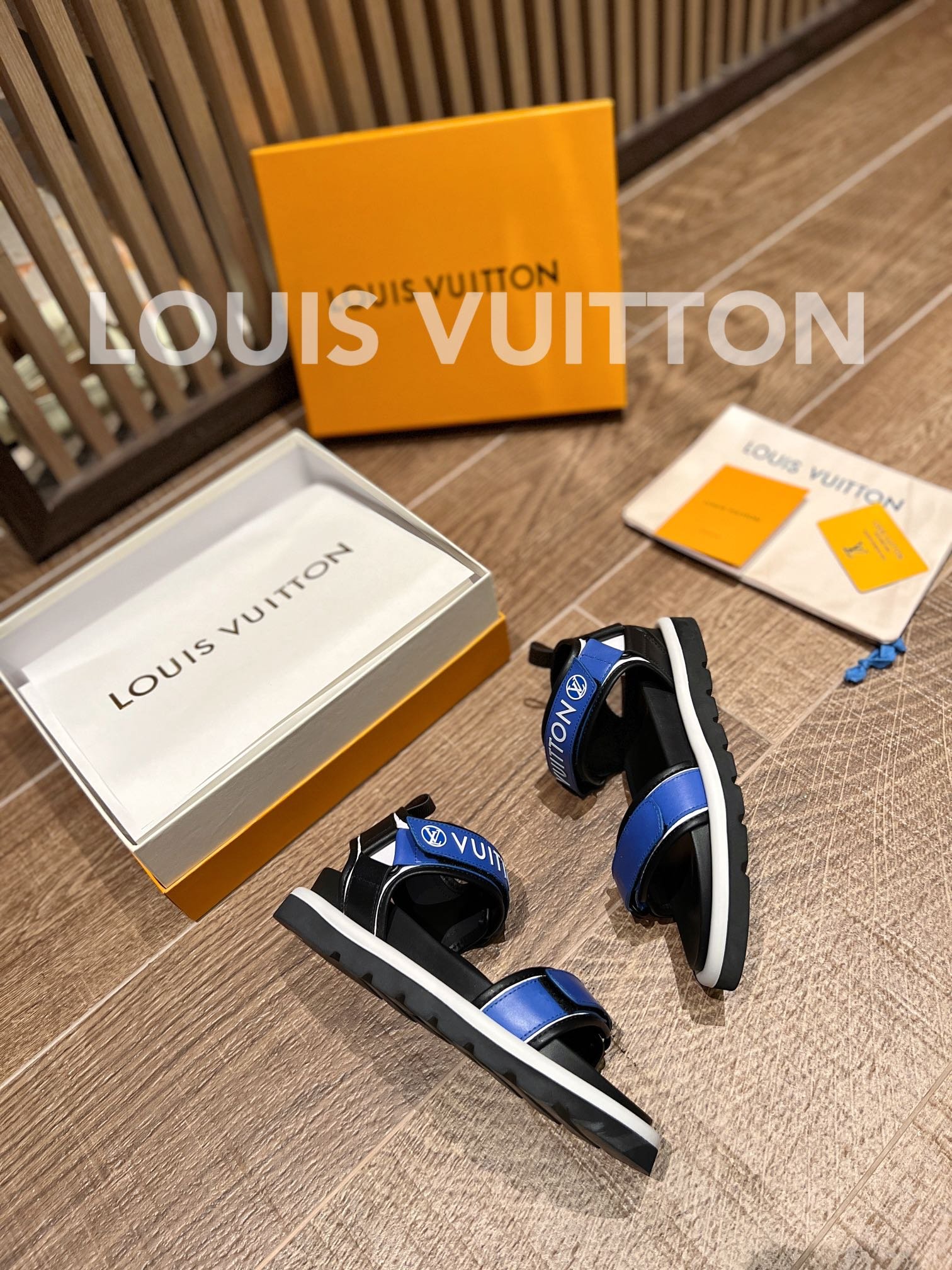 L0vis Vvtt0n Pool Pillow Comfort Sandals Blue 1A9Ocu