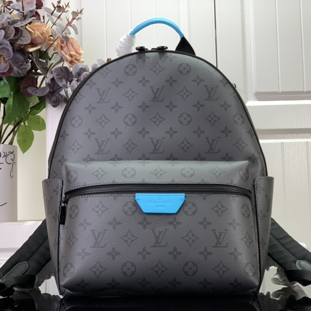 L0vis Vvtt0n Discovery Backpack PM Monogram Eclipse Reverse 38Cm M11641
