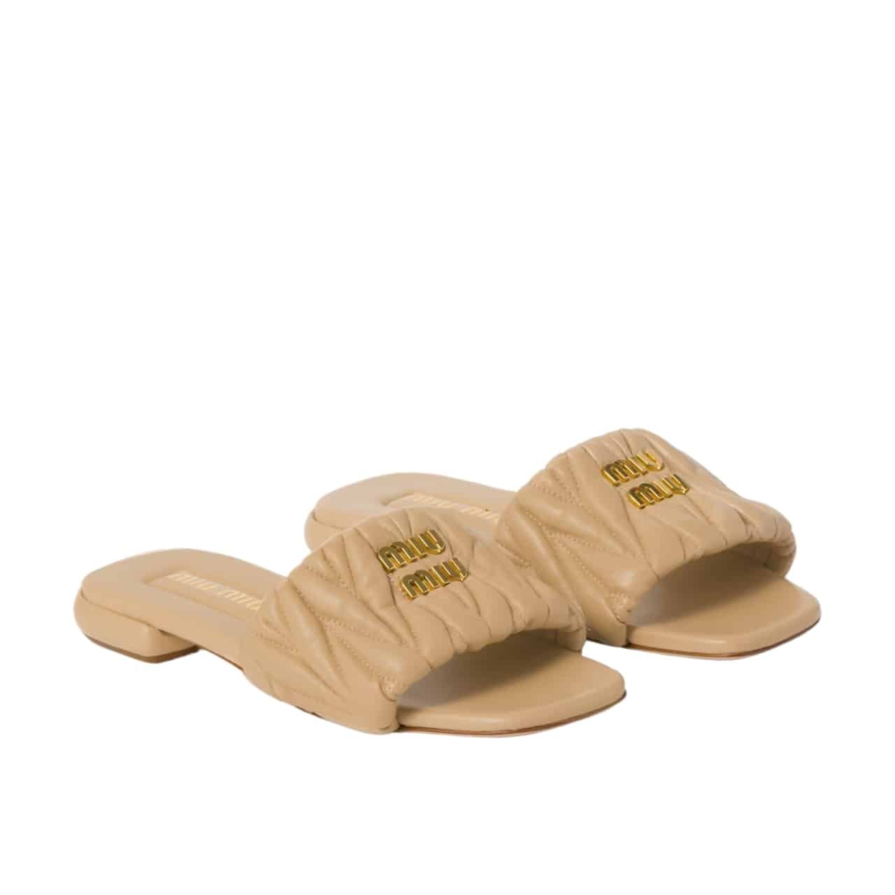 M1um1u Matelassé Nappa Leather Slides Sand Beige 5Xx605 88T F0036 F 010