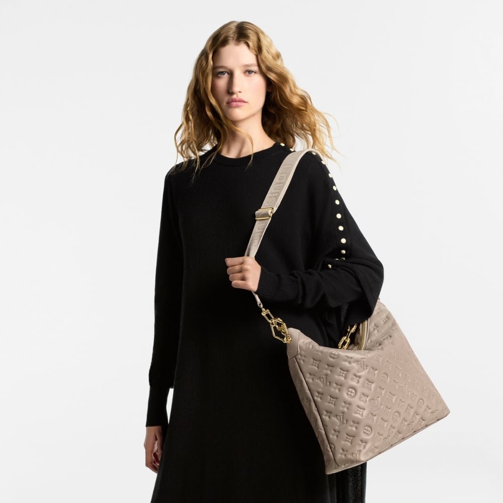 L0vis Vvtt0n Coussin Hobo MM Galet 30Cm M12071