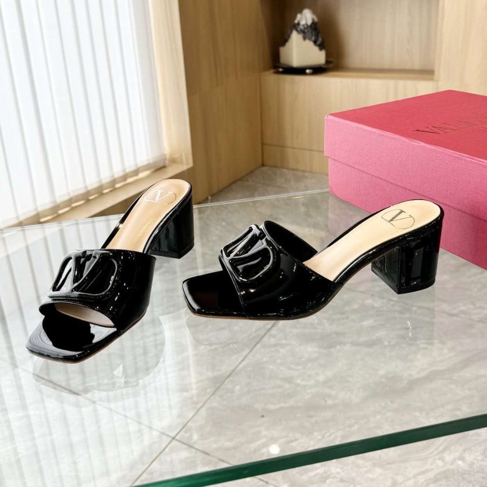 Va1e*ntin0 Vlogo Signature Patent Leather Slide Sandal Black 6W2S0Ha6Tmk 0No
