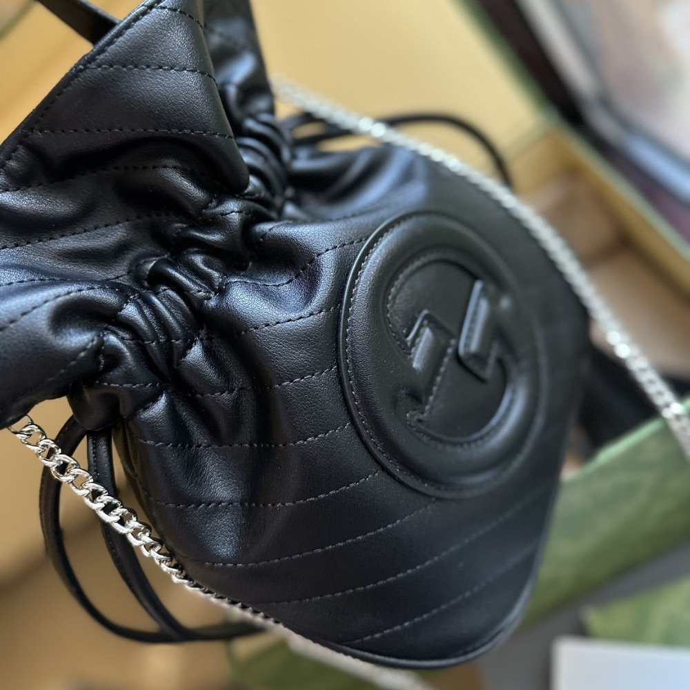 Gvc*1 Blondie Mini Bucket Bag Black 19Cm 760313 Aacp7 1000