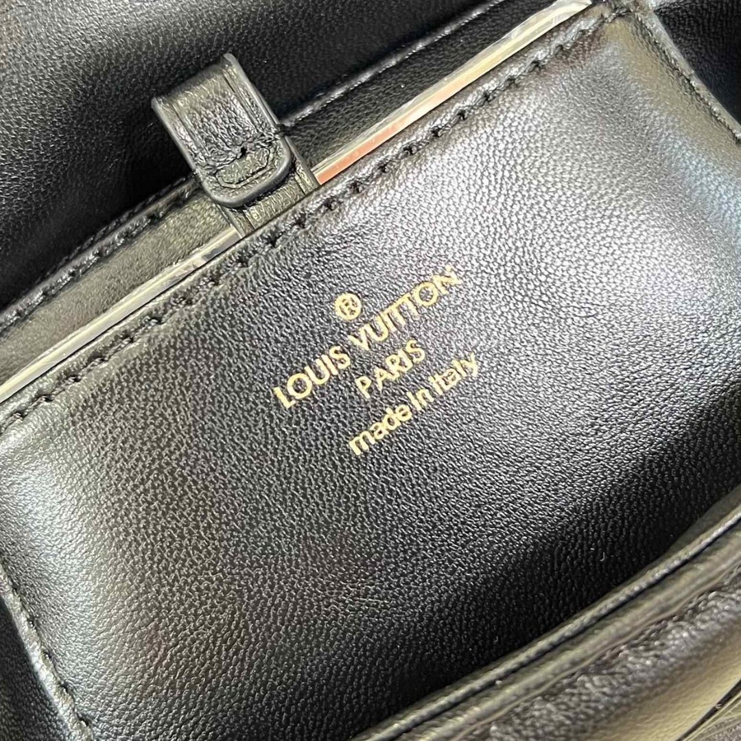 L0vis Vvtt0n Go 14 Mm Bag Black 23Cm M22891