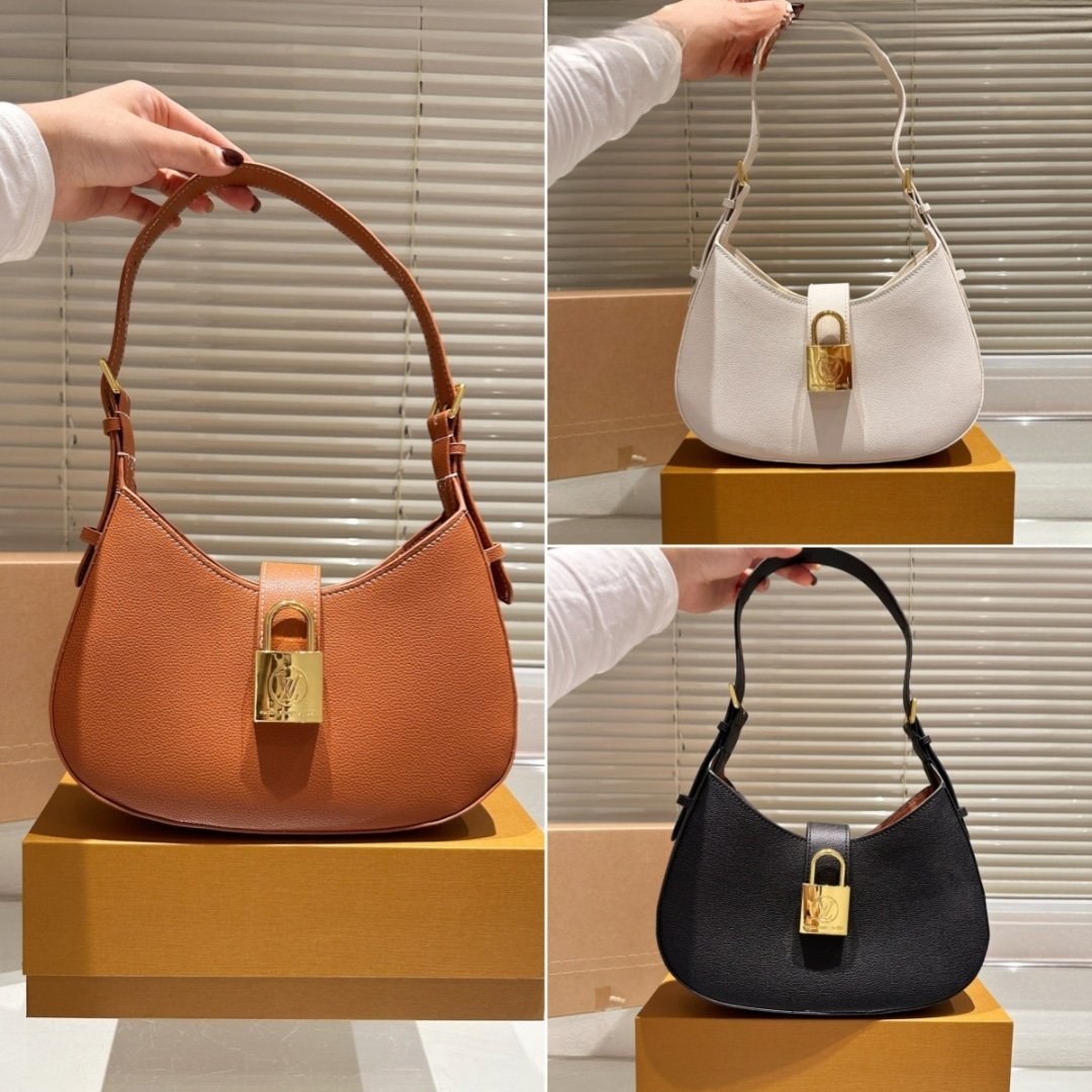L0vis Vvtt0n Low Key Shoulder Bag Quartz 25Cm M24990